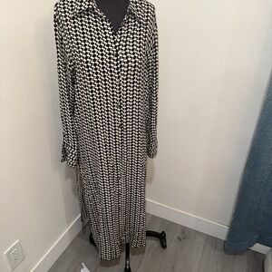 Dissh White & Black Printed Button Front Shirt Dress Side Slits Size 2